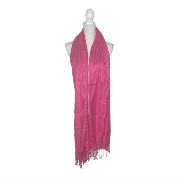 APT 9 Pink Scarf/Wrap with Fringes - Picture 3 of 4